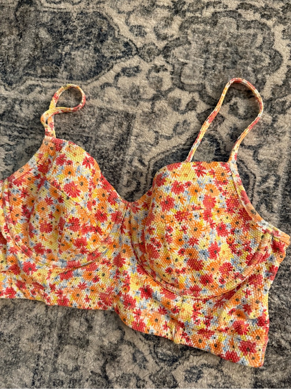 Old Navy Floral Cropped Swim Top • L - Picture 2 of 5